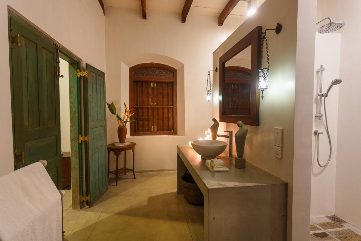 Mo River House Luxury Villa Hikkaduwa Extérieur photo