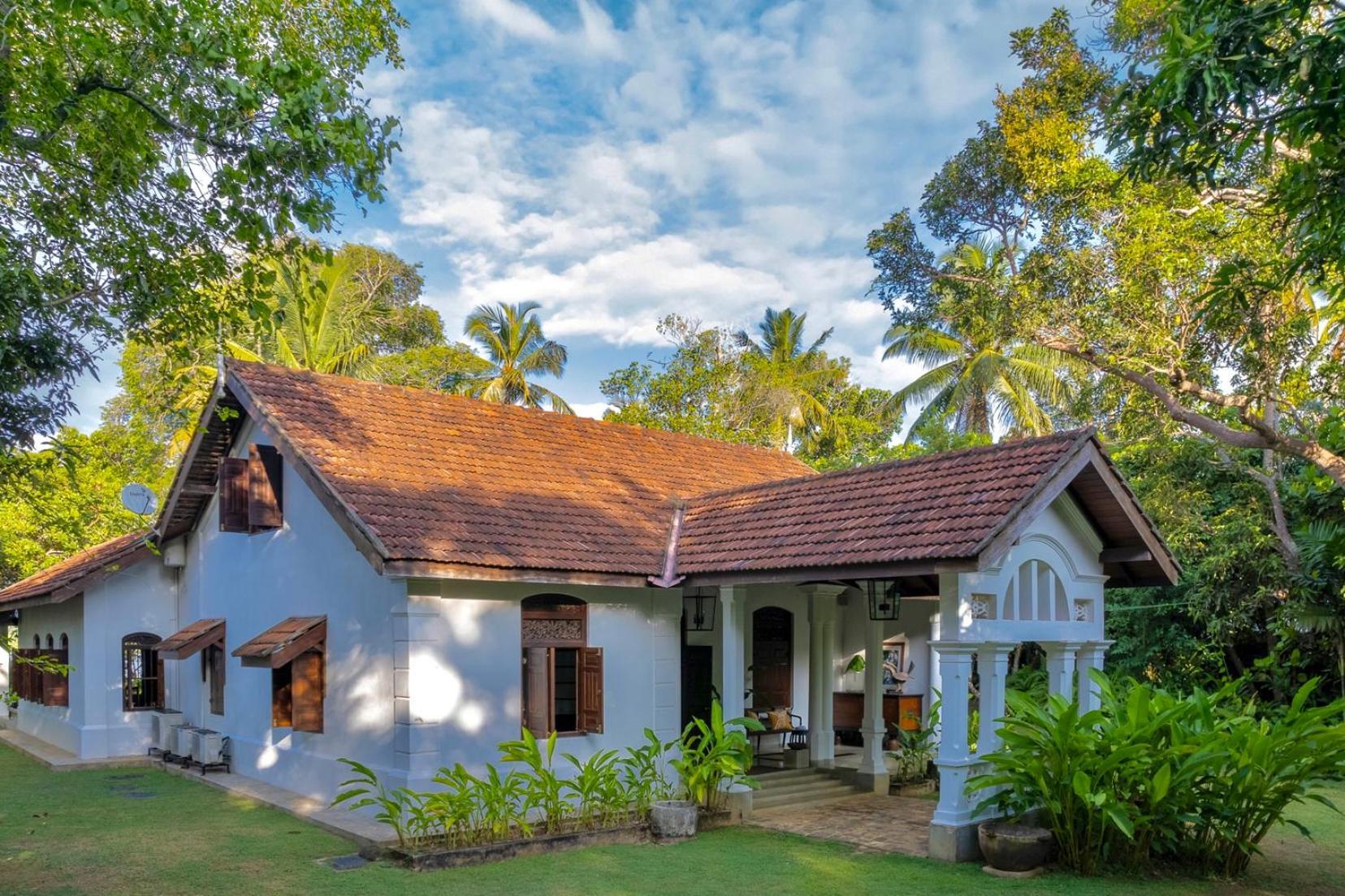 Mo River House Luxury Villa Hikkaduwa Extérieur photo